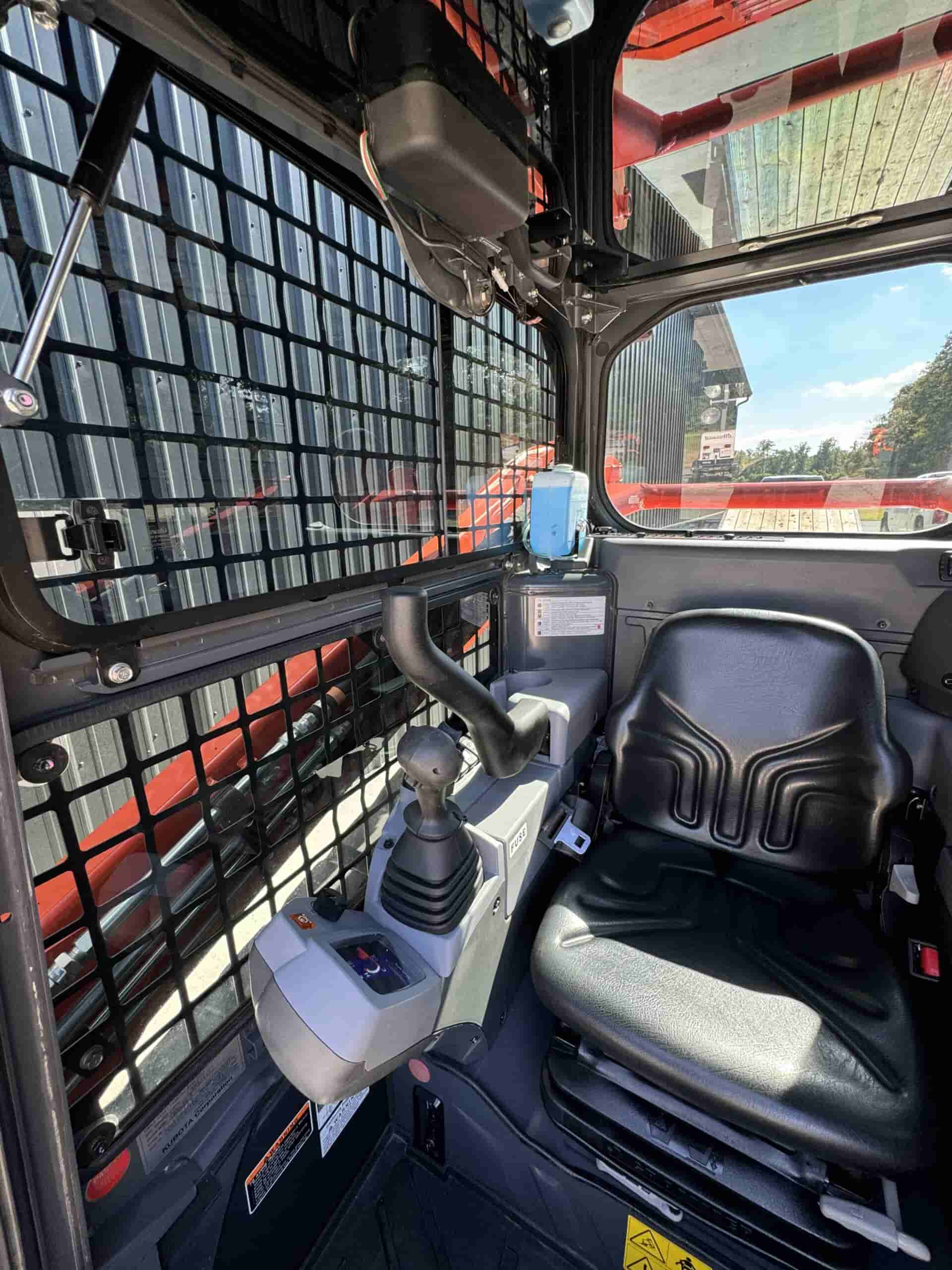 2022 KUBOTA SVL65-2
